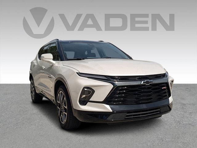 new 2025 Chevrolet Blazer car, priced at $50,585