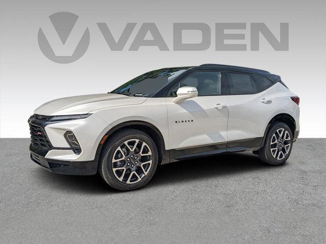 new 2025 Chevrolet Blazer car, priced at $50,585
