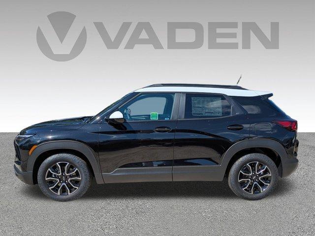 new 2025 Chevrolet TrailBlazer car, priced at $30,425