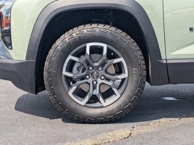 new 2025 Chevrolet Equinox car, priced at $33,990