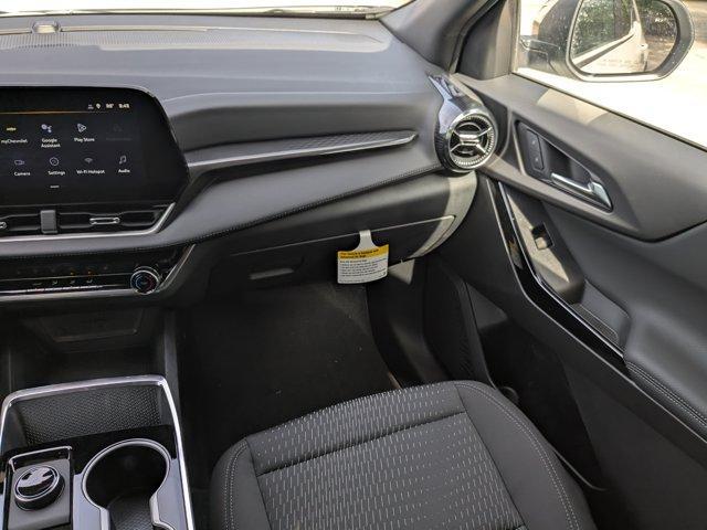 new 2026 Chevrolet Equinox car, priced at $32,198