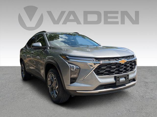 new 2025 Chevrolet Trax car, priced at $24,566