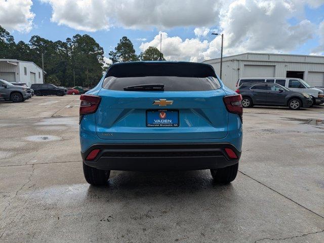 new 2025 Chevrolet Trax car, priced at $24,002