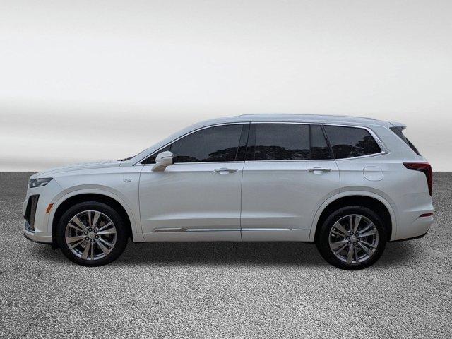 used 2023 Cadillac XT6 car, priced at $37,991