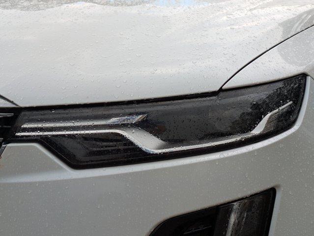 used 2023 Cadillac XT6 car, priced at $37,991