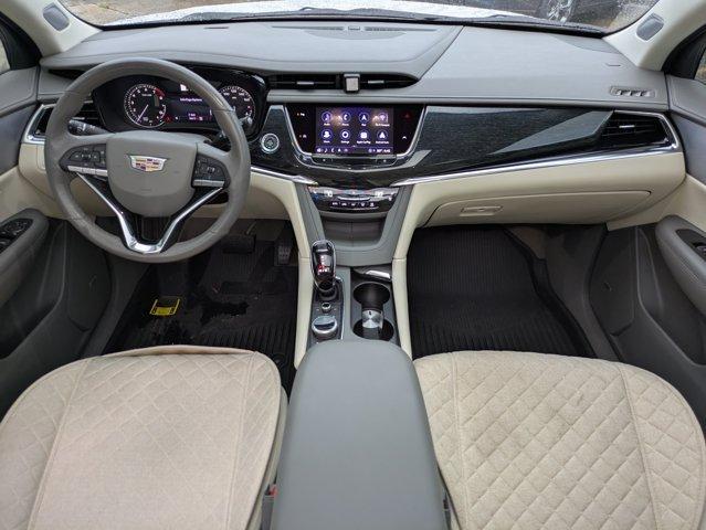 used 2023 Cadillac XT6 car, priced at $37,991