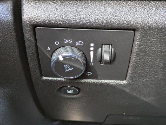used 2021 Jeep Grand Cherokee car, priced at $25,900