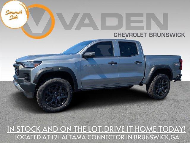 new 2025 Chevrolet Colorado car, priced at $41,043