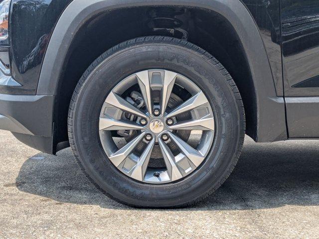 new 2025 Chevrolet Equinox car, priced at $28,192