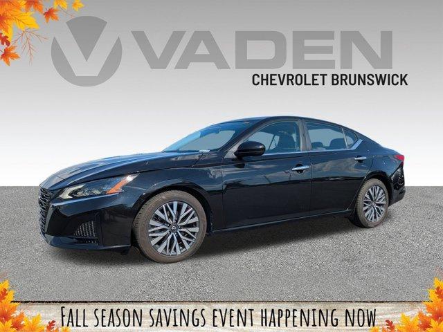 used 2023 Nissan Altima car, priced at $19,500