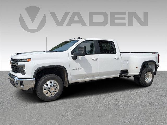 new 2025 Chevrolet Silverado 3500 car, priced at $77,965