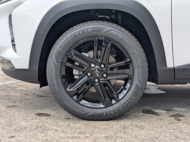 new 2025 Chevrolet Trax car, priced at $26,423