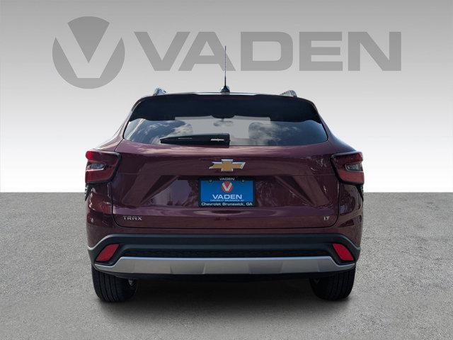 new 2025 Chevrolet Trax car, priced at $24,359