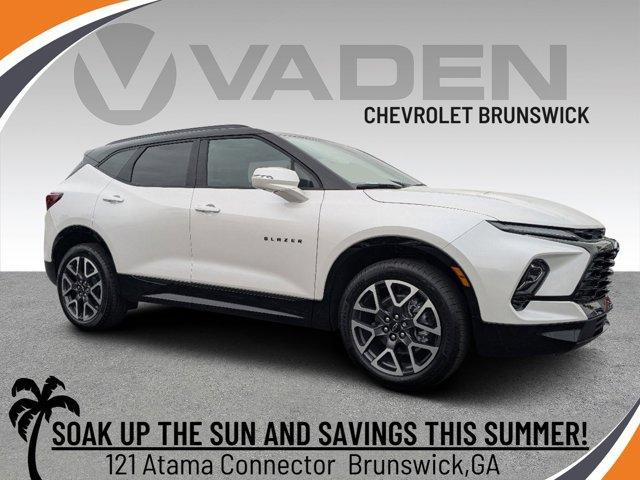 new 2025 Chevrolet Blazer car, priced at $46,359