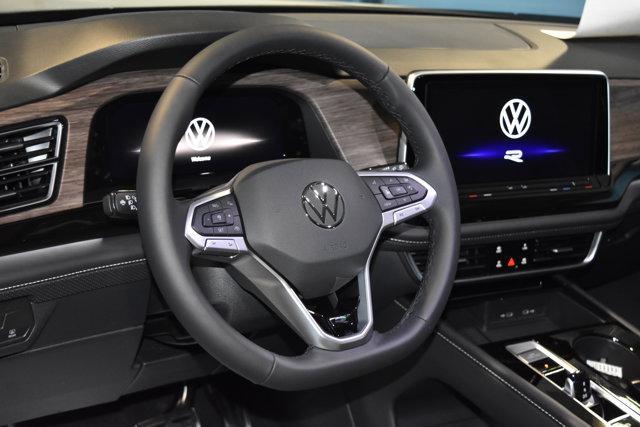 new 2025 Volkswagen Atlas car, priced at $54,221