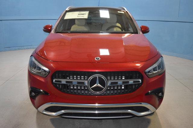 new 2025 Mercedes-Benz GLA 250 car, priced at $53,075