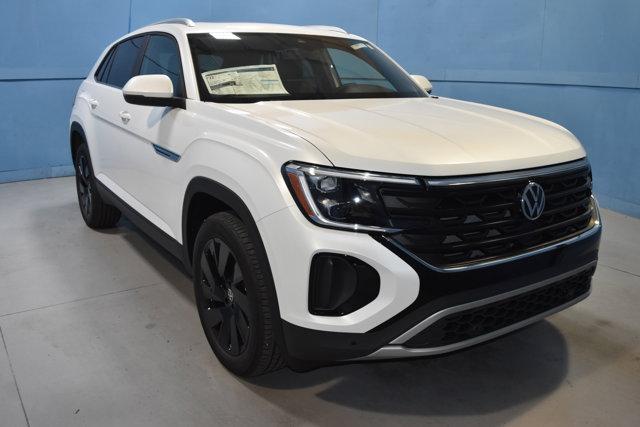 new 2026 Volkswagen Atlas Cross Sport car, priced at $47,517