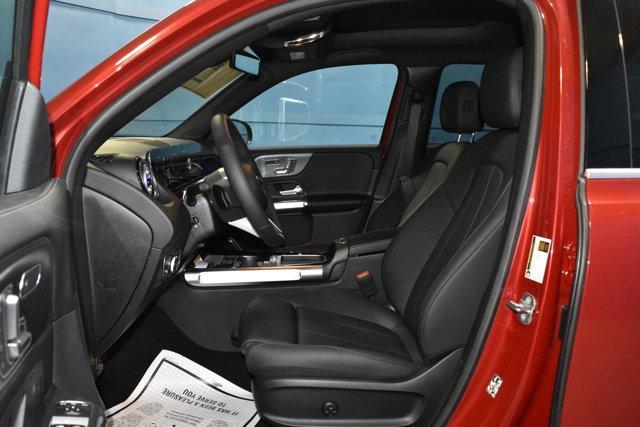 new 2025 Mercedes-Benz GLB 250 car, priced at $57,620