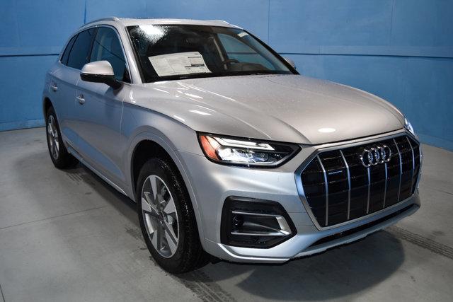 new 2025 Audi Q5 car, priced at $51,124