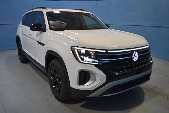 new 2025 Volkswagen Atlas car, priced at $47,470