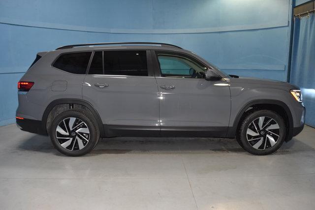 new 2026 Volkswagen Atlas car, priced at $47,703