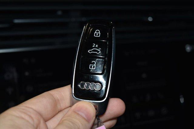 used 2025 Audi Q7 car, priced at $57,695