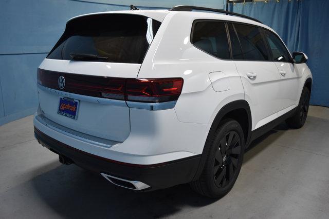 new 2024 Volkswagen Atlas car, priced at $43,863