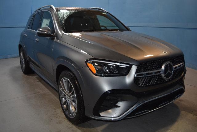 new 2025 Mercedes-Benz GLE 450 car, priced at $81,485