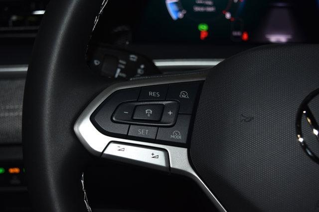new 2025 Volkswagen Tiguan car, priced at $32,104