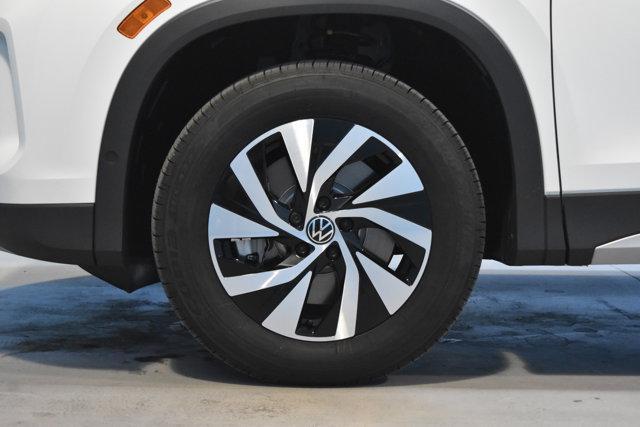 new 2025 Volkswagen Tiguan car, priced at $32,104