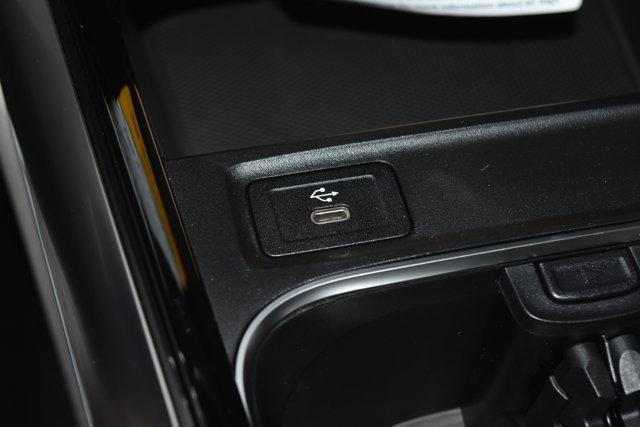 new 2025 Mercedes-Benz GLA 250 car, priced at $44,250