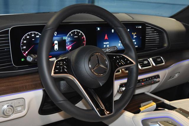 new 2025 Mercedes-Benz GLE 450 car, priced at $79,730