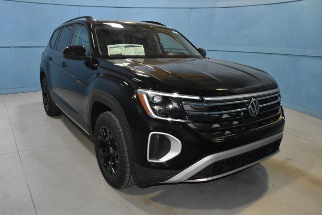 new 2025 Volkswagen Atlas car, priced at $48,432