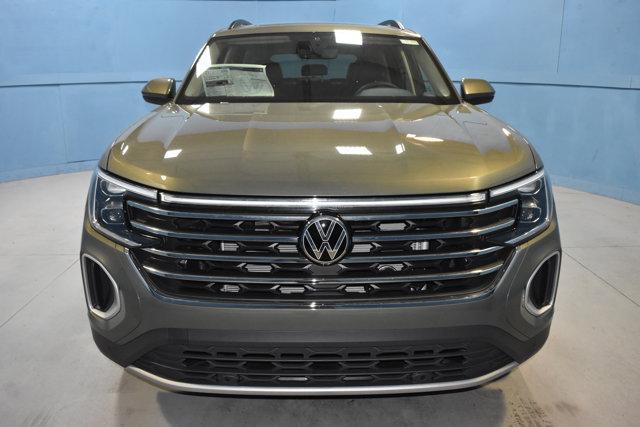 new 2025 Volkswagen Atlas car, priced at $46,704