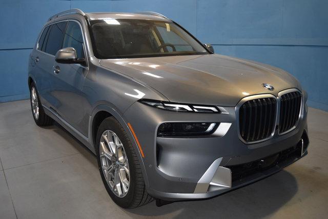 new 2025 BMW X7 car, priced at $92,285