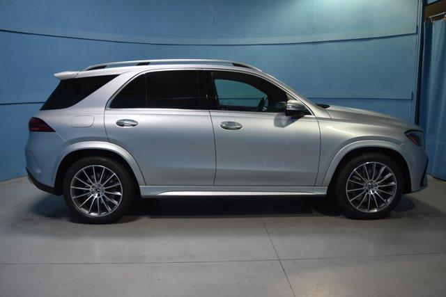 new 2024 Mercedes-Benz GLE 450 car, priced at $87,865