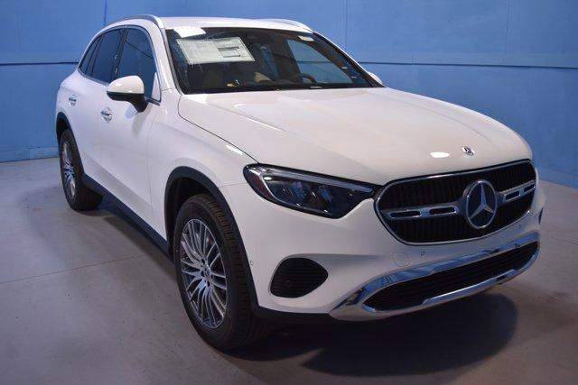 new 2024 Mercedes-Benz GLC 300 car, priced at $51,585