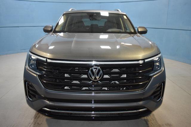 new 2025 Volkswagen Atlas car, priced at $53,995