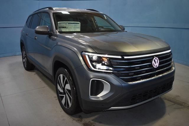 new 2025 Volkswagen Atlas car, priced at $45,102