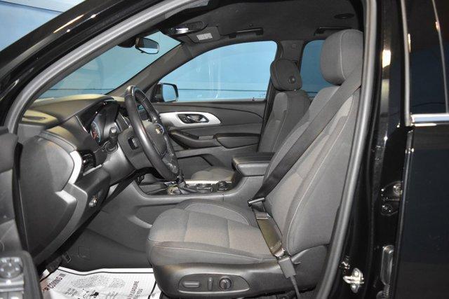 used 2022 Chevrolet Traverse car, priced at $28,895