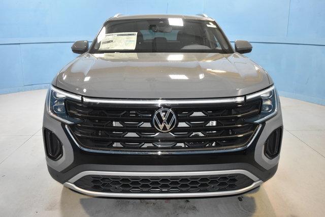 new 2026 Volkswagen Atlas Cross Sport car, priced at $47,700