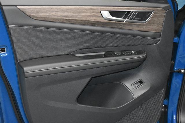 new 2025 Volkswagen Atlas car