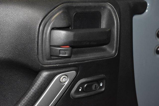 used 2015 Jeep Wrangler Unlimited car, priced at $20,495