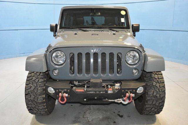 used 2015 Jeep Wrangler Unlimited car, priced at $20,495