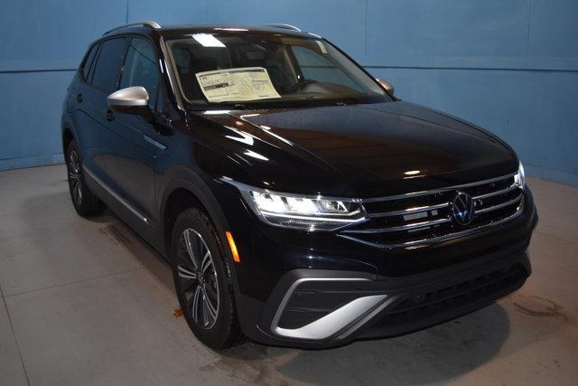 new 2024 Volkswagen Tiguan car, priced at $35,428