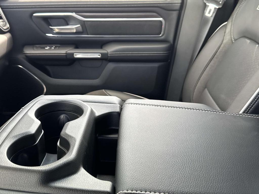new 2025 Ram 1500 car, priced at $62,017