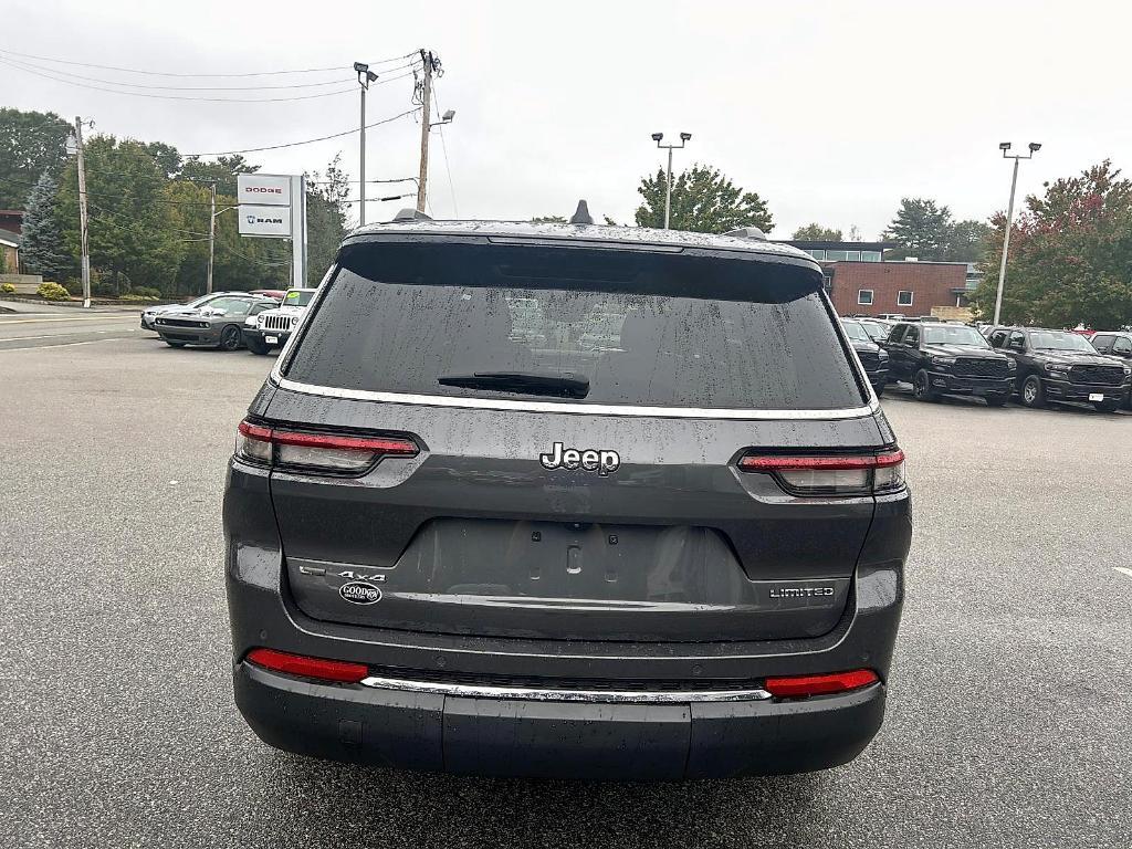 used 2022 Jeep Grand Cherokee L car, priced at $35,988