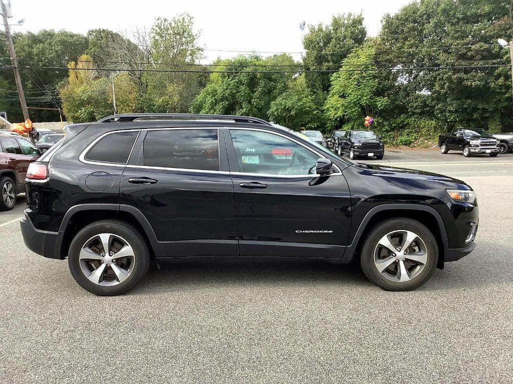 used 2022 Jeep Cherokee car, priced at $26,886