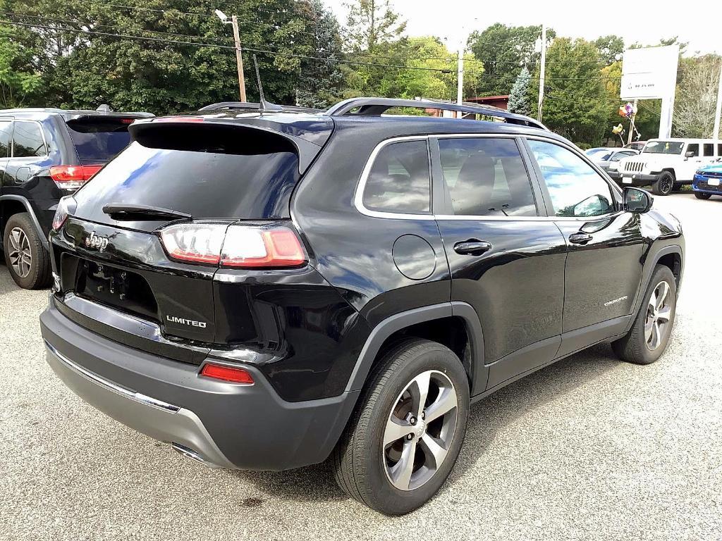 used 2022 Jeep Cherokee car, priced at $26,886