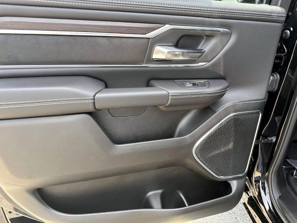 new 2025 Ram 1500 car, priced at $60,574